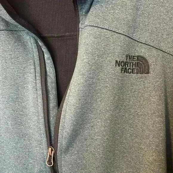 North face soft shell men jacket - Picture 2 of 7